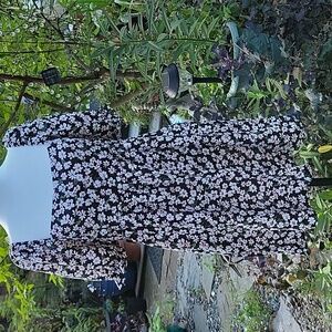 Lush Women's Smocked Black W/ White Floral Babydoll Mini Dress  Puff Sleeves XL